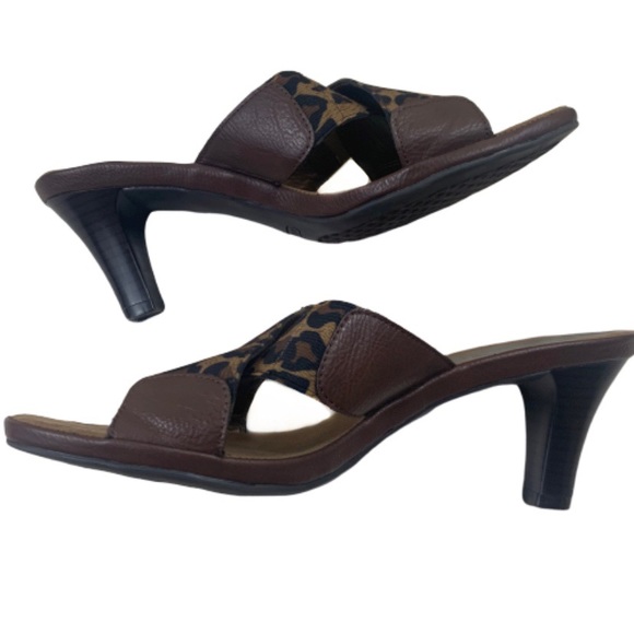 Aerosoles leather cheetah cross strap heel/sandal - Picture 3 of 10